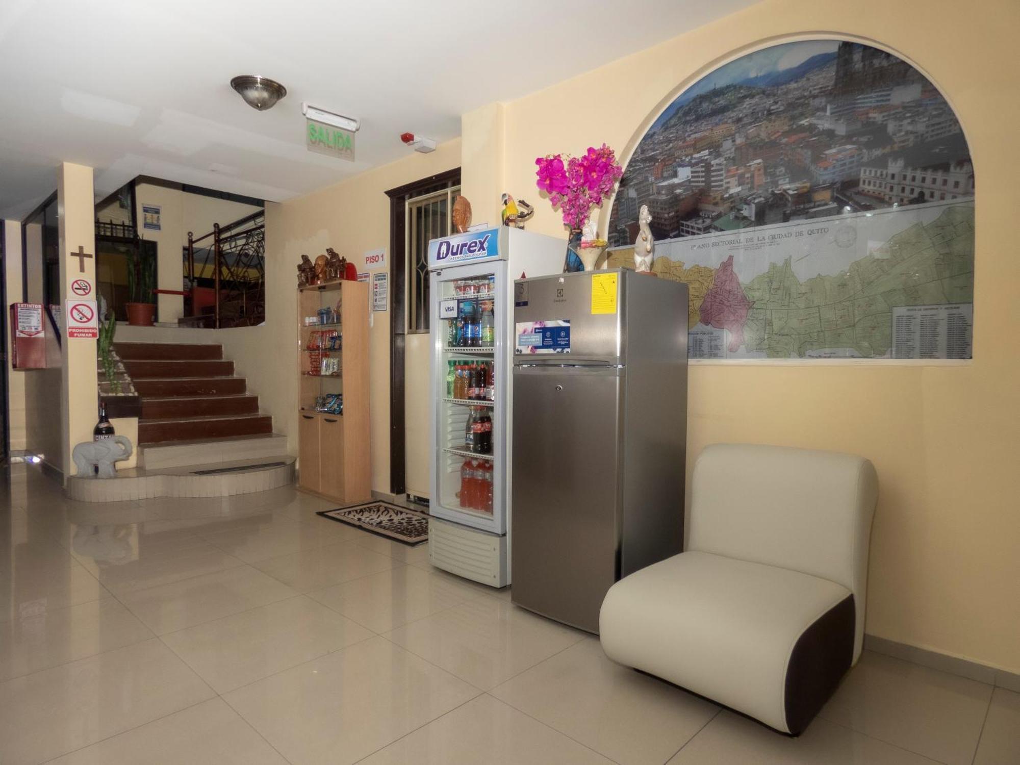 Hotel El Ejido Кіто Екстер'єр фото