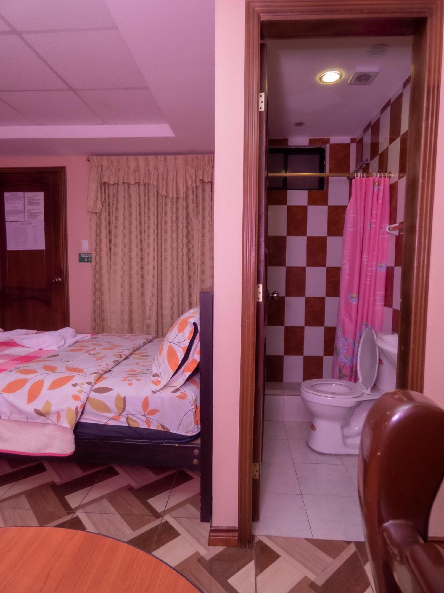 Hotel El Ejido Кіто Екстер'єр фото