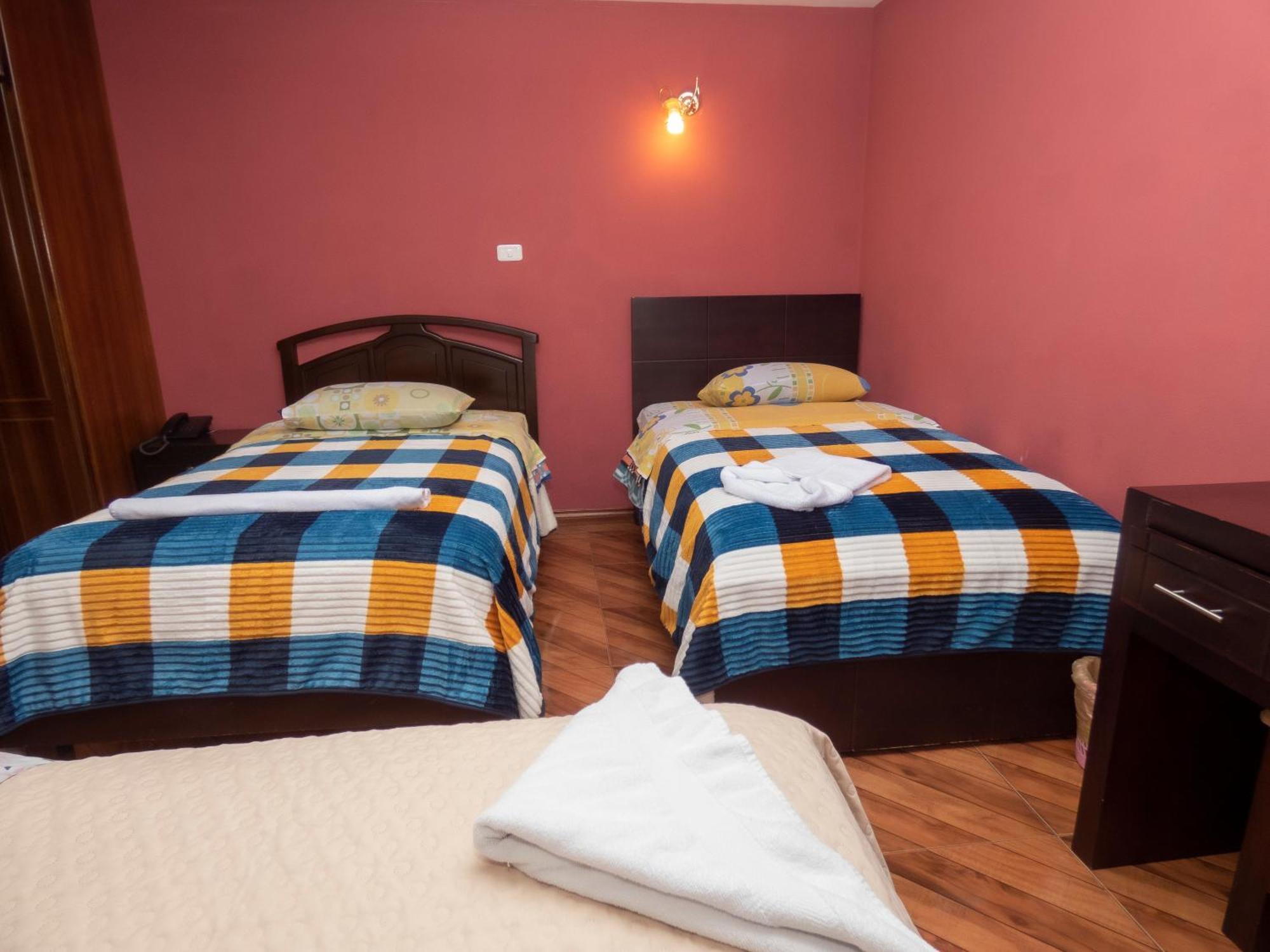 Hotel El Ejido Кіто Екстер'єр фото