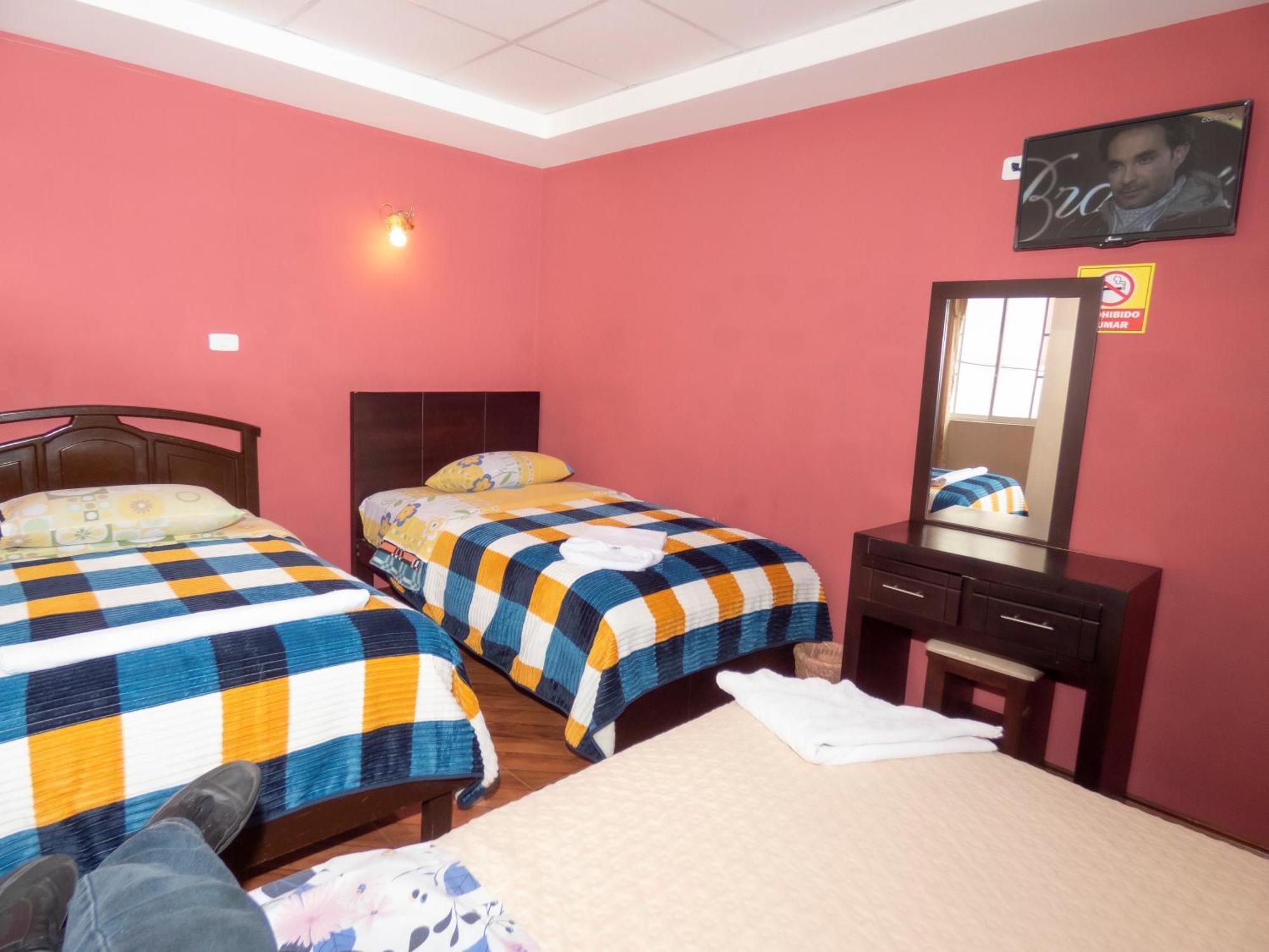 Hotel El Ejido Кіто Екстер'єр фото
